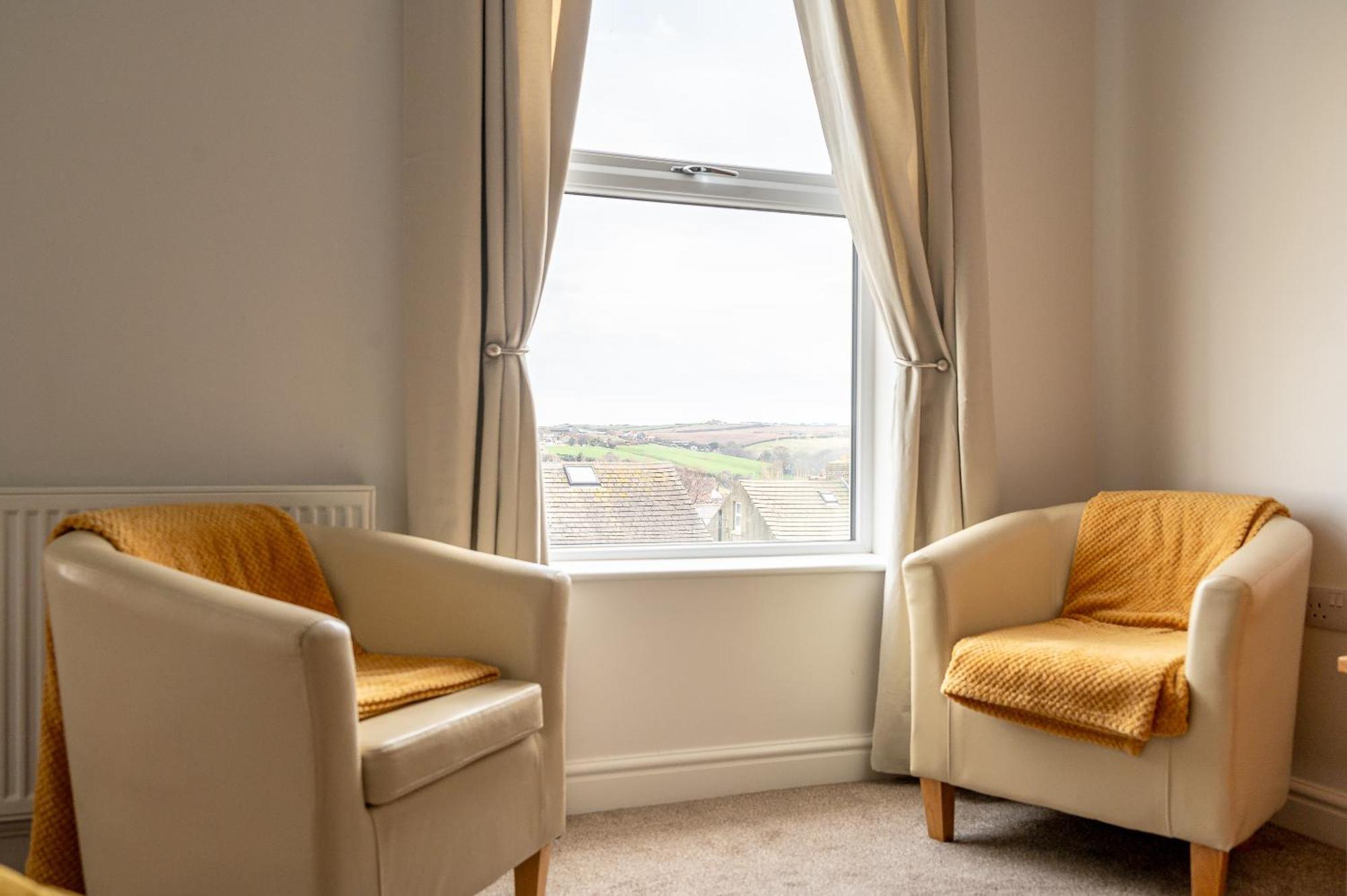 Rosemill - Large Pet Friendly Home With Off Road Parking Whitby Exterior foto